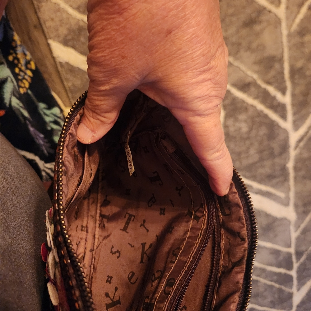 Treska leather multi colored boho shoulder bag - Picture 7 of 8